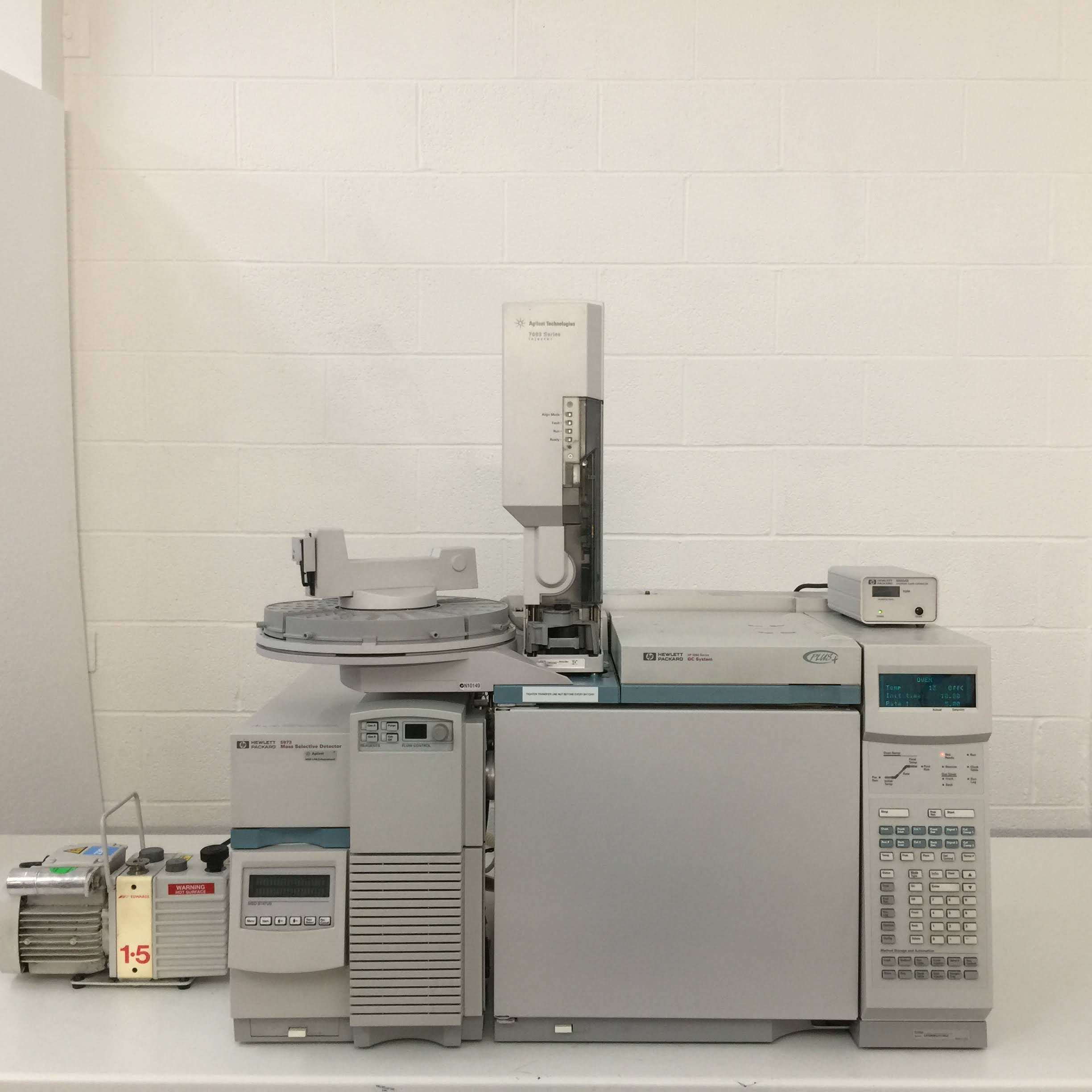 安捷伦HP 6890系列气相色谱仪、5973质量选择检测器和7683系列注射器